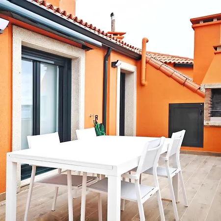 Desconectaengalicia Atico Miraflores Con Piscina En Апартаменти *