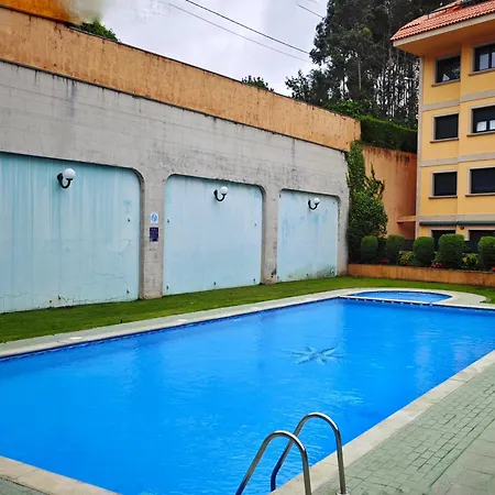 Desconectaengalicia Atico Miraflores Con Piscina En *